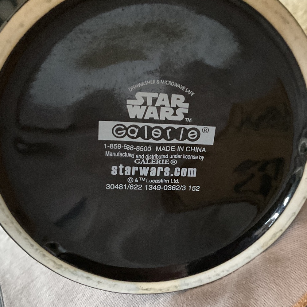 Star Wars T Shirt Men’s M 45th Anniversary Concept and Star Wars Mug - Picture 9 of 9